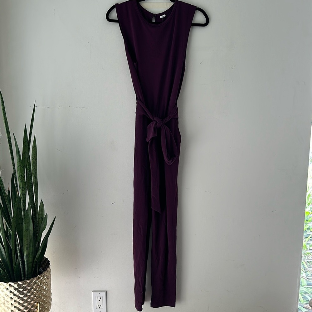 Fabletics - Picture 1 of 3